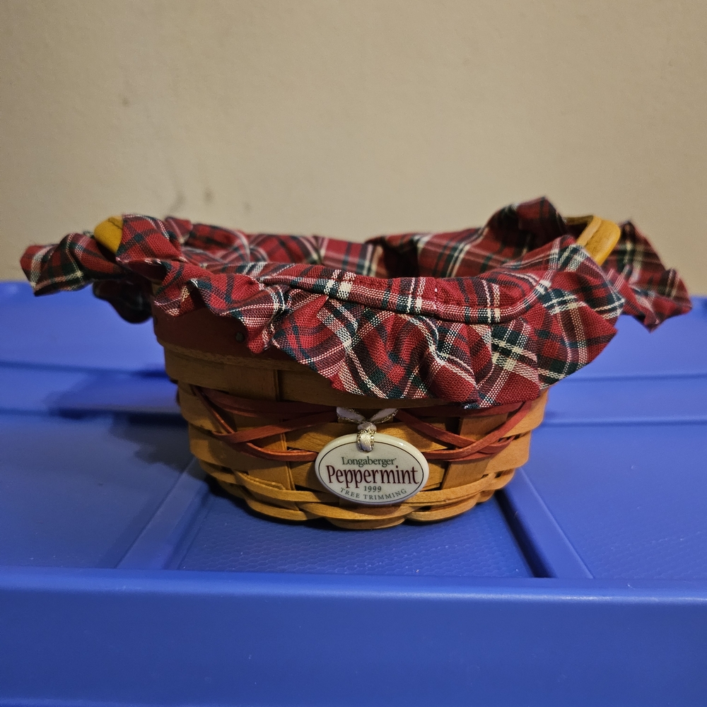 Longaberger Basket with Red and Yellow Plaid Liner